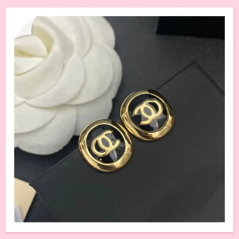High-end Needle Light Luxury Classic High-end Enamel Stud Earrings
